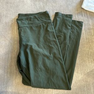 Olive green tall and curvy Lularoe leggings